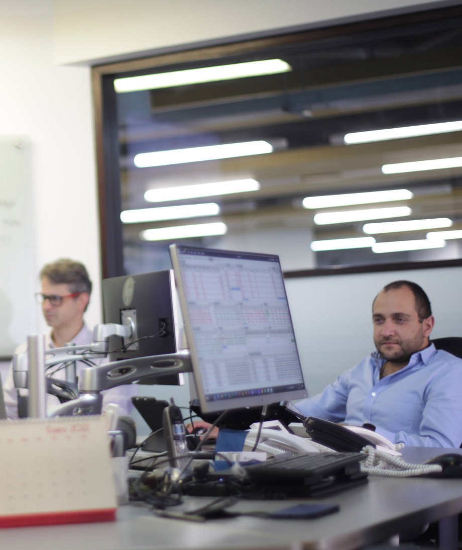 soy-racafe-equipo-traders-2-green-coffee